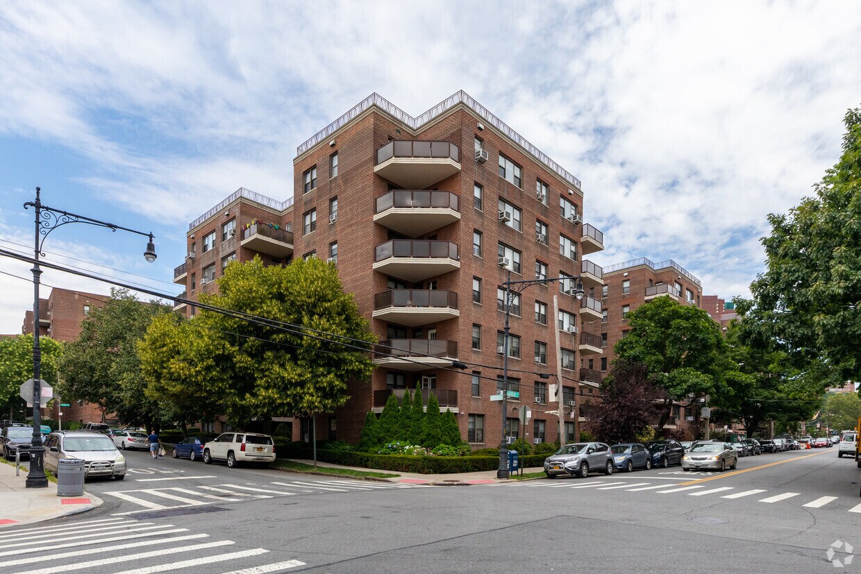 3601 Johnson Ave, Riverdale, NY 10463 Apartments in Riverdale, NY