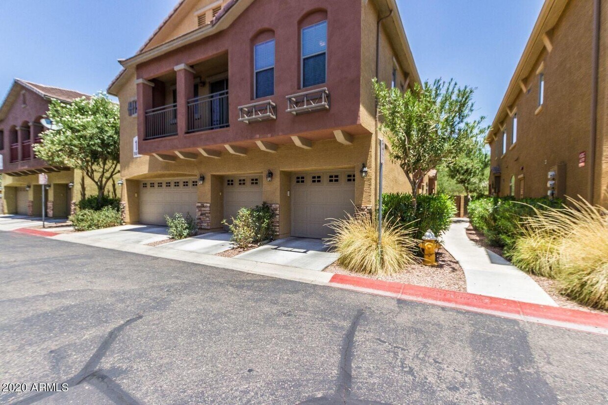 18250 N 32nd St, Phoenix, AZ 85032 Townhouse for Rent in Phoenix, AZ