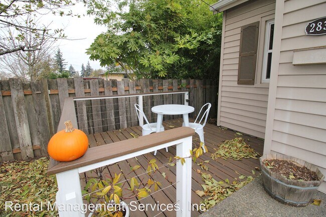 Building Photo - 3 br, 2 bath House - 2830 NE 108th Ave