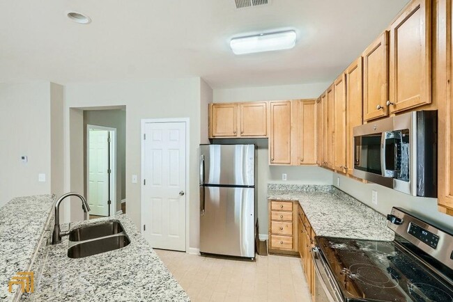 Foto del edificio - 1816 Willow Branch Ln