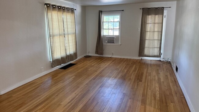 Photo - 1625 Orchard Avenue House