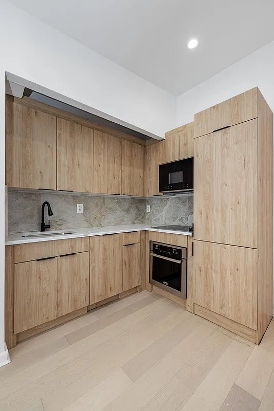 Building Photo - 83 Saint Mark's Place