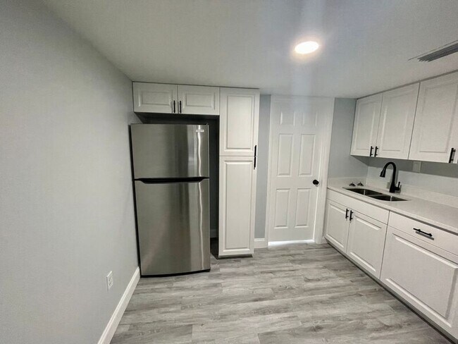 Foto del edificio - 5305 N Blvd