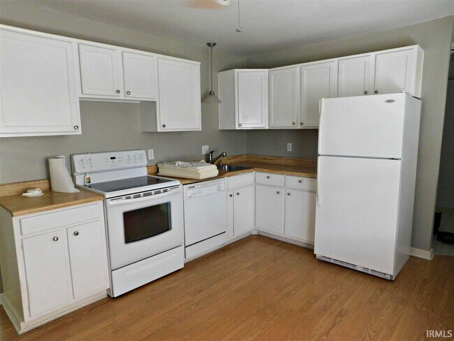 Building Photo - 2600 Wittman Dr