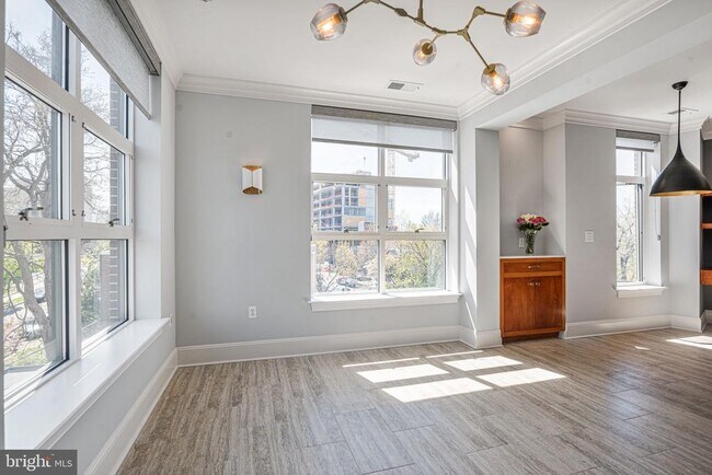 Building Photo - 4750 41st St NW