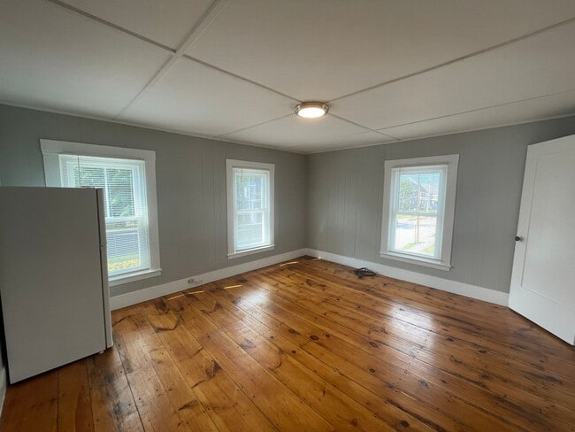 Foto del edificio - 21 Perley St