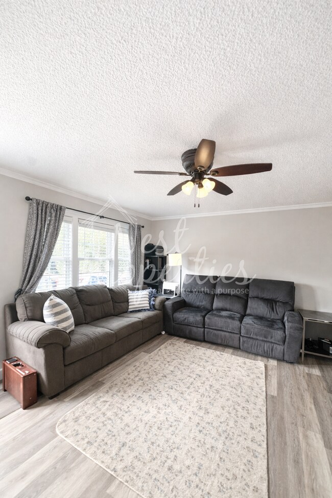 Foto del edificio - 1458 Ilex St