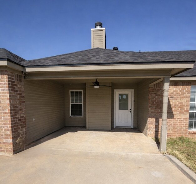 Foto del edificio - 1165 Key Ln