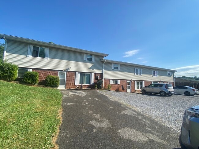 Front of Building - 160 Kathy Ave