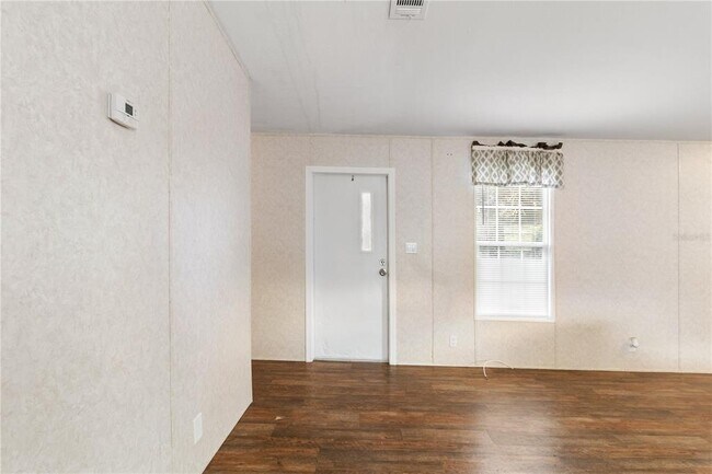 Foto del edificio - 419 N Chestnut Rd