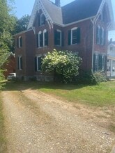 Building Photo - 52 Franklin St