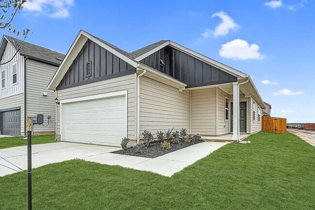 Foto del edificio - 14008 Ausarina Trce