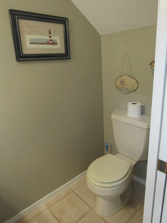 Building Photo - 11501 E Wingfoot Ct