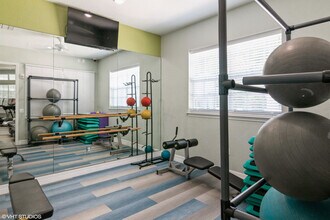 Ranch Lake Apartments photo'