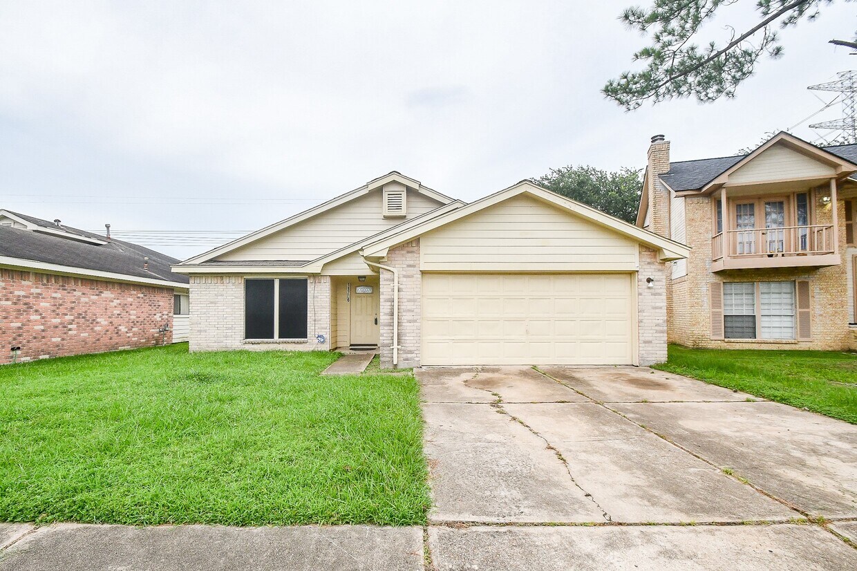Foto principal - 11706 Spring Grove Dr