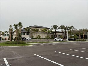 Building Photo - 20623 Fair Oak Ln
