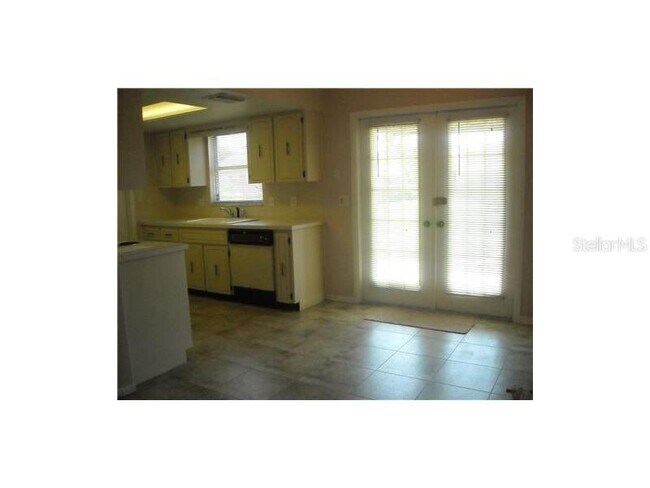 Foto del edificio - 1301 Greenlea Dr