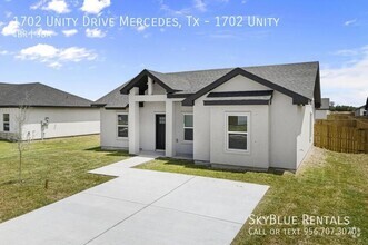 Building Photo - 1702 Unity Dr