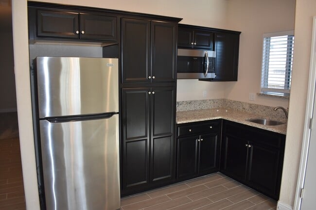 Building Photo - 3771 Gabriel Dr