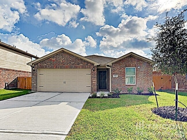Building Photo - 733 Totem Trail Dr