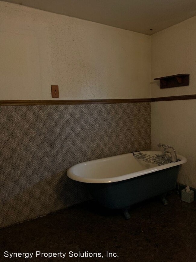 Building Photo - 3 br, 1 bath House - Wolfe Ave 36 Richland