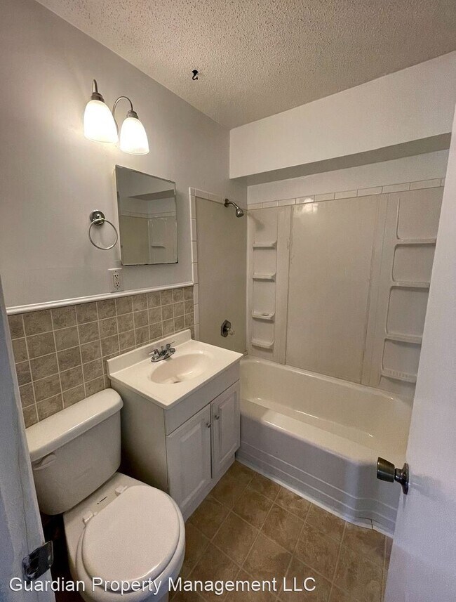 Foto del edificio - 3 br, 1.5 bath House - 5802 E Skinner