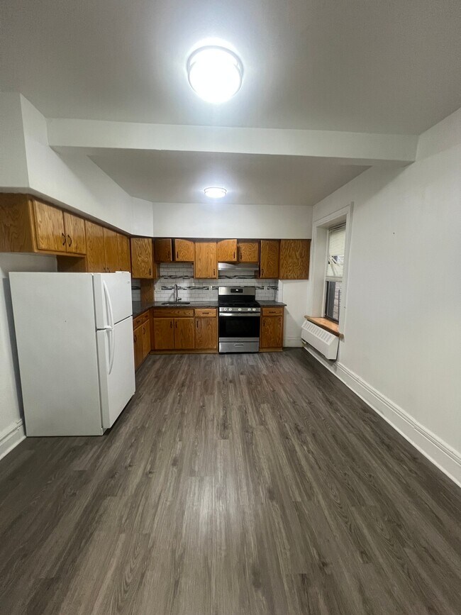 Foto del edificio - 580 Mt Prospect Ave