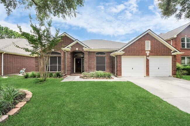 Foto del edificio - 21630 Live Oaks Spring Dr