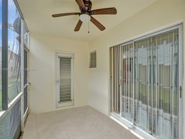 Foto del edificio - 1241 NE 23rd Ave