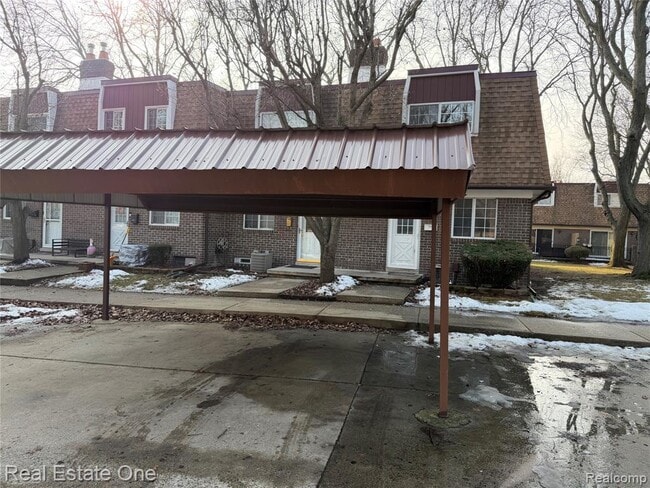 Building Photo - 37035 E Aragona Dr