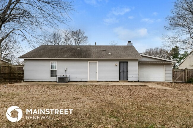 Building Photo - 4196 Oak Wind Dr