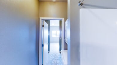 Closet - Graystone Heights