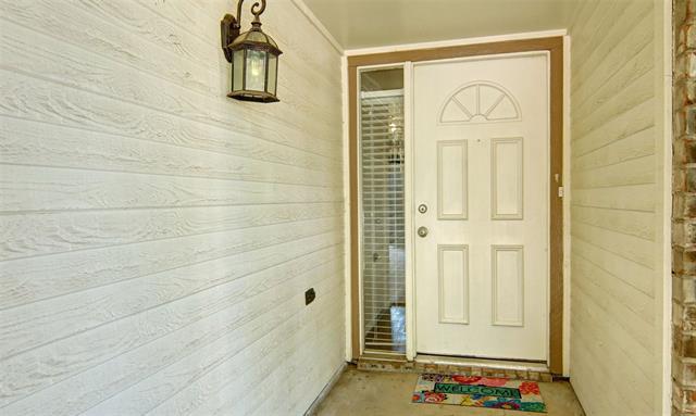 Foto del edificio - 7208 Ridge Rd W