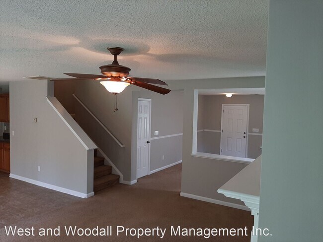 Building Photo - 3 br, 2.5 bath House - 4 Redstone Ct