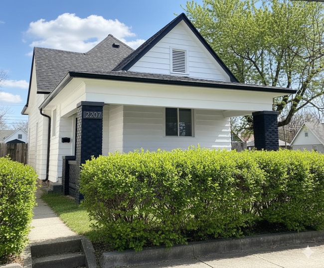 Building Photo - NO RENT until 2026! Lock in your new home now and enjoy the rest of the year rent-free! The depos...