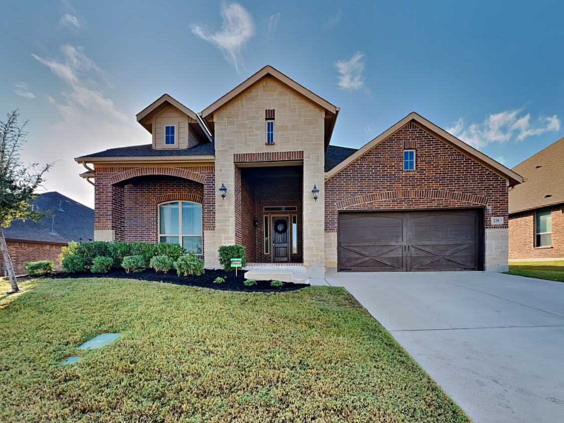 Primary Photo - AMAZING HOME IN ALEDO!