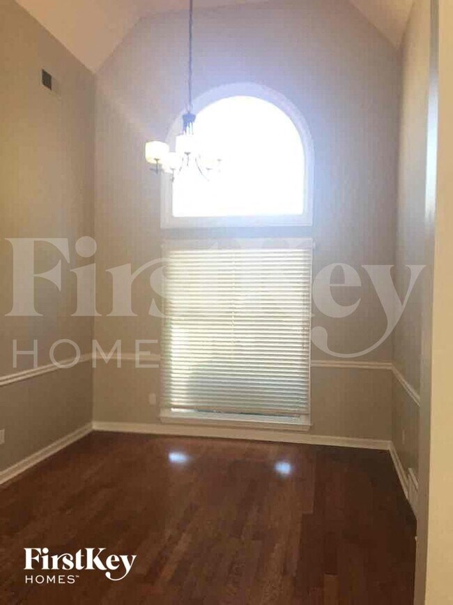 Foto del edificio - 1071 Mossy Knoll Dr