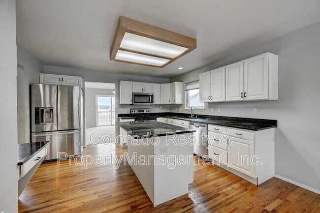Foto del edificio - 845 Circle Rd