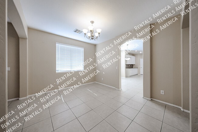 Building Photo - 6845 W Alta Vista Rd
