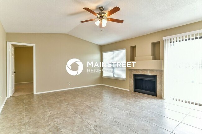 Building Photo - 3 Bedroom Pet-Friendly Home in San Antonio, TX with Main Street Renewal
