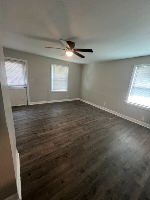 2101 Montclair Ave Unit 1, Greenville, NC 27834 Room for Rent in
