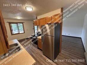 Building Photo - 1403 3rd Ave
