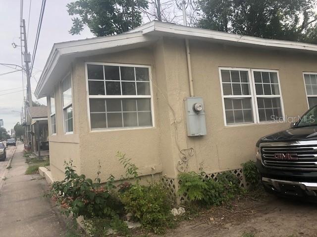 Primary Photo - 1120 W South St