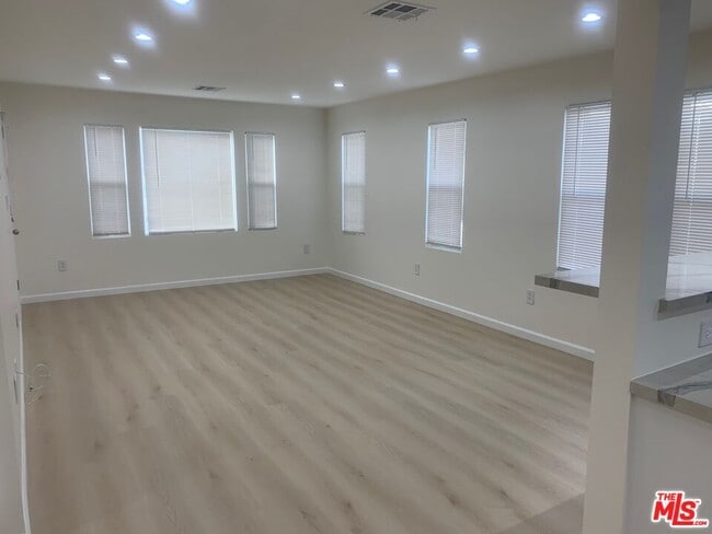 Foto del edificio - 1258 N Detroit St