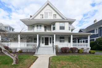 Building Photo - 64 Harding Rd