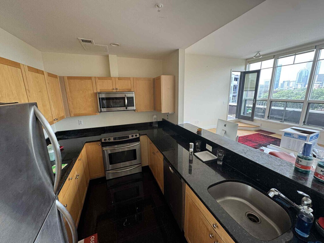 Foto principal - 460 Harrison Ave