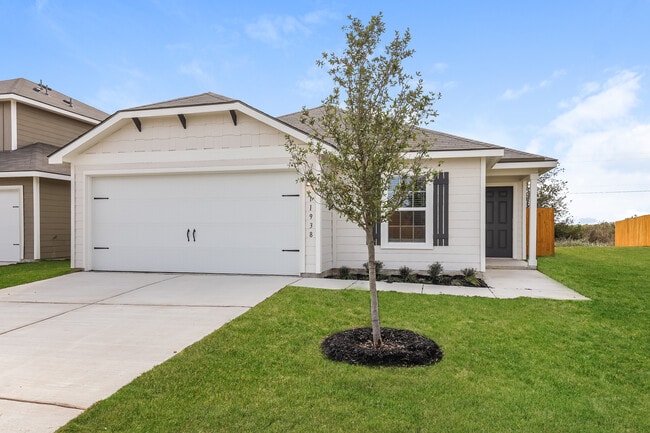 Building Photo - 11938 Lake Park