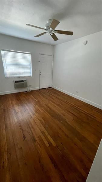 Foto del edificio - 7940 Abbott Ave