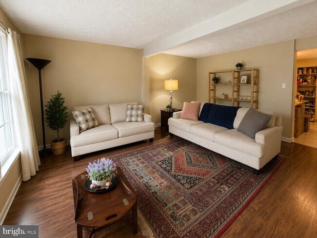 Foto del edificio - 7558 Aspenpark Rd