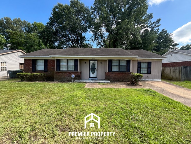 Charming 3BR/1BA Near Parkway Village | 1,305 Sq Ft, Open Kitchen & Large Fenced Yard - Charming 3BR/1BA Near Parkway Village | 1,305 Sq Ft, Open Kitchen & Large Fenced Yard House